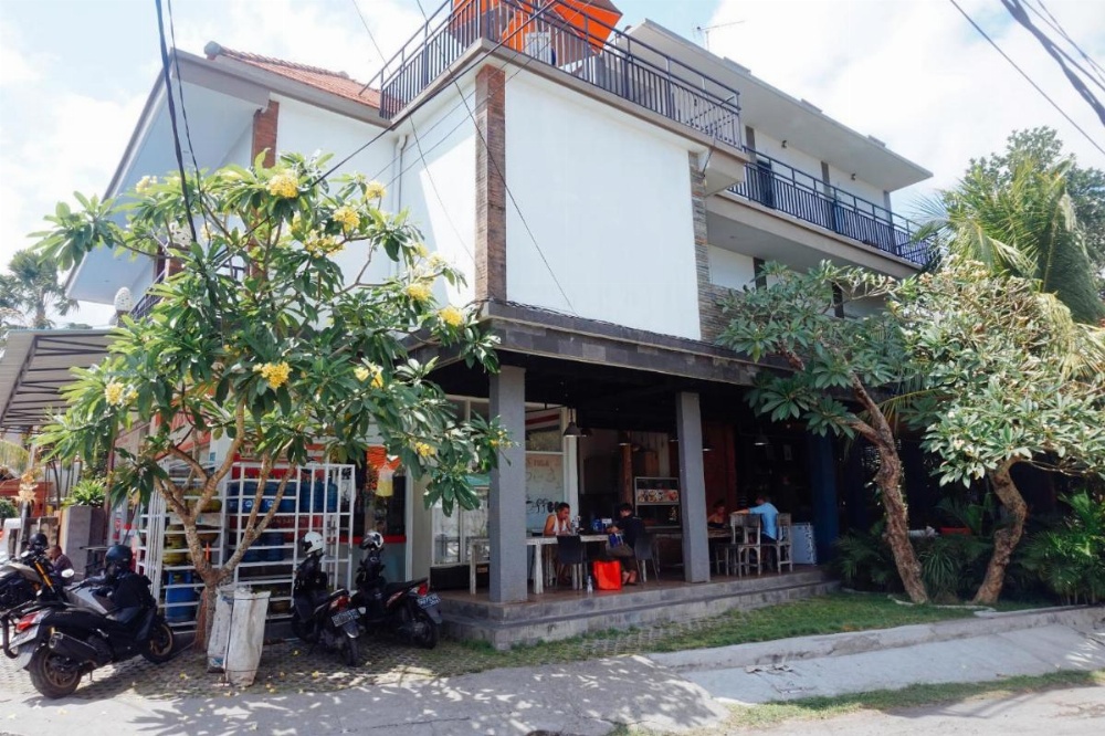 Double A House Image 12