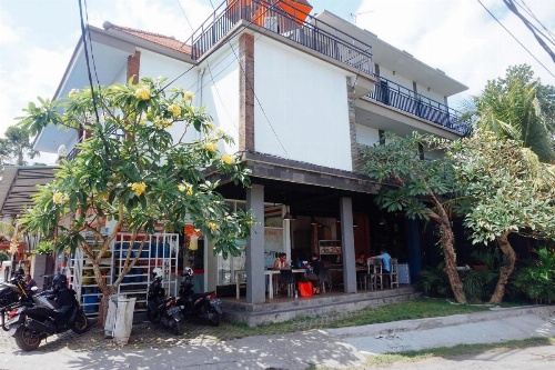 Double A House image 12